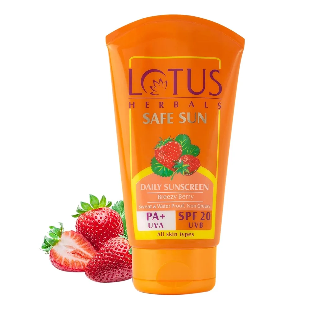 Lotus Herbals Breezy Berry SPF 20 Sunscreen (PA+)